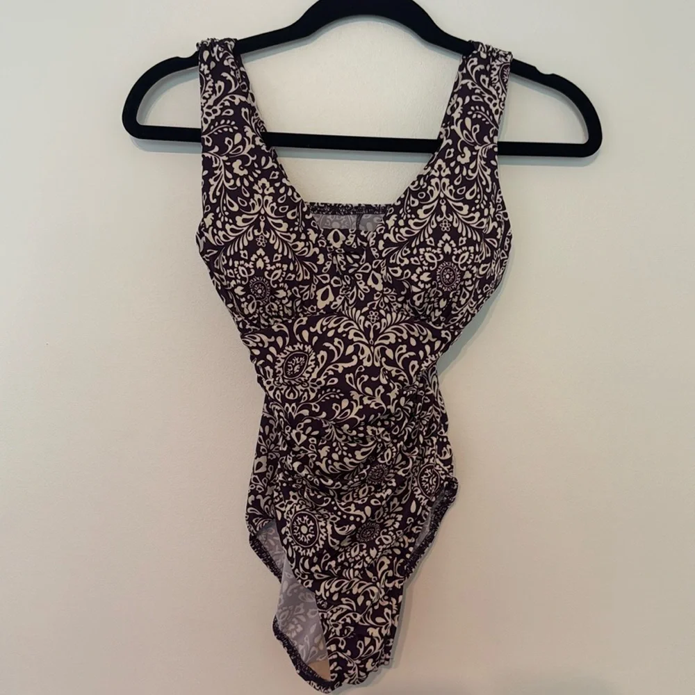 Lands' End Grecian Slender Slendertex One-Piece Swimsuit Purple and Cream‎
